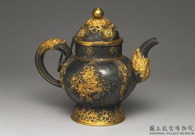 图片[2]-Silver pot with turquoise inlay and gold openwork dragon decoration, Qing dynasty, 18th c., probably a Qing court work-China Archive